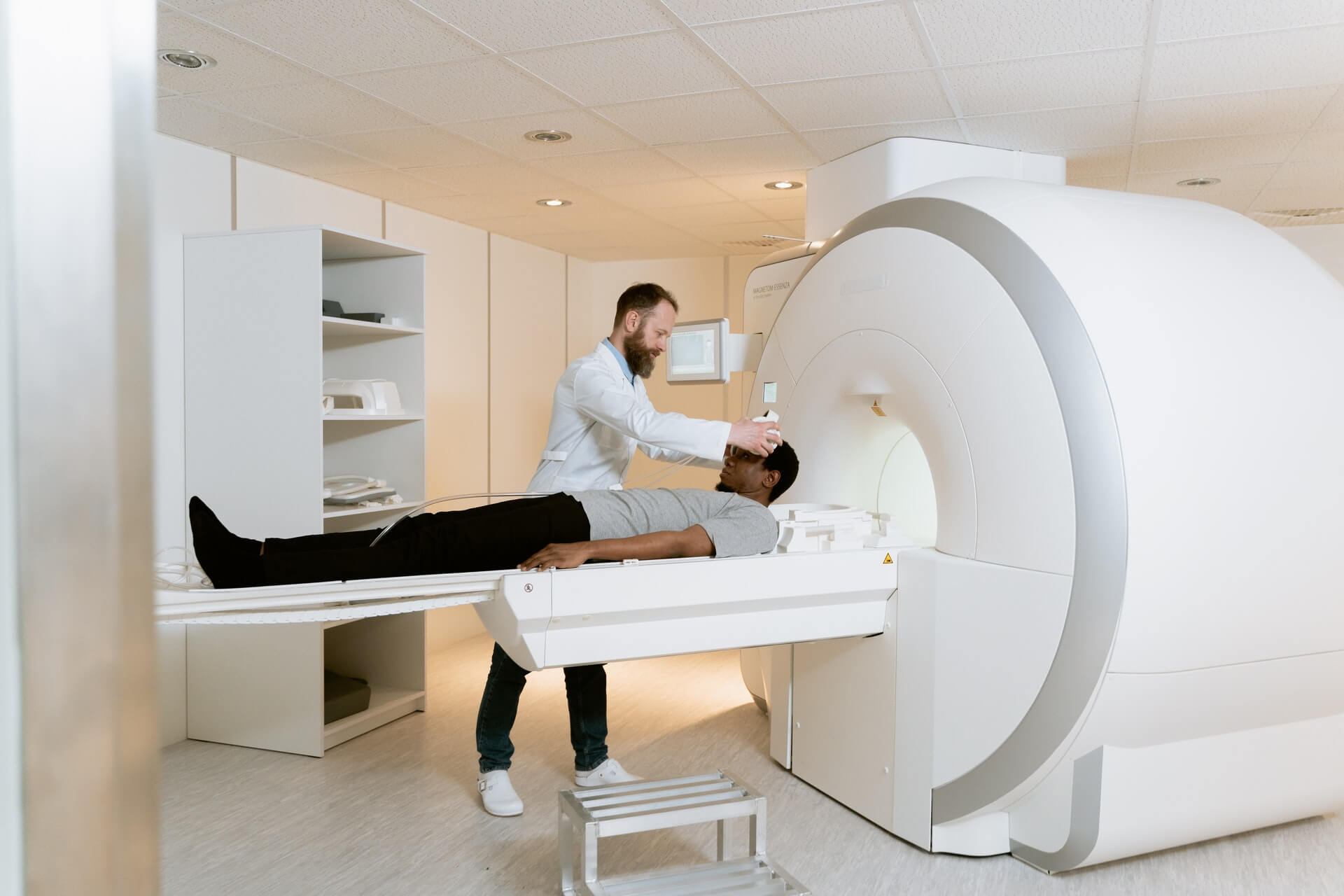 MRI checkup and report in a day